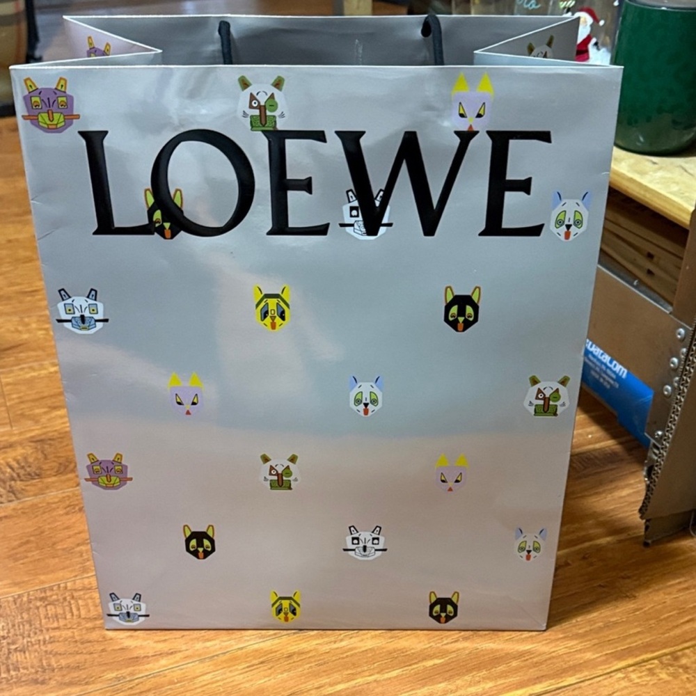 ❌SOLD ❌Loewe Holiday Shopping Bag Playful Animal Prints